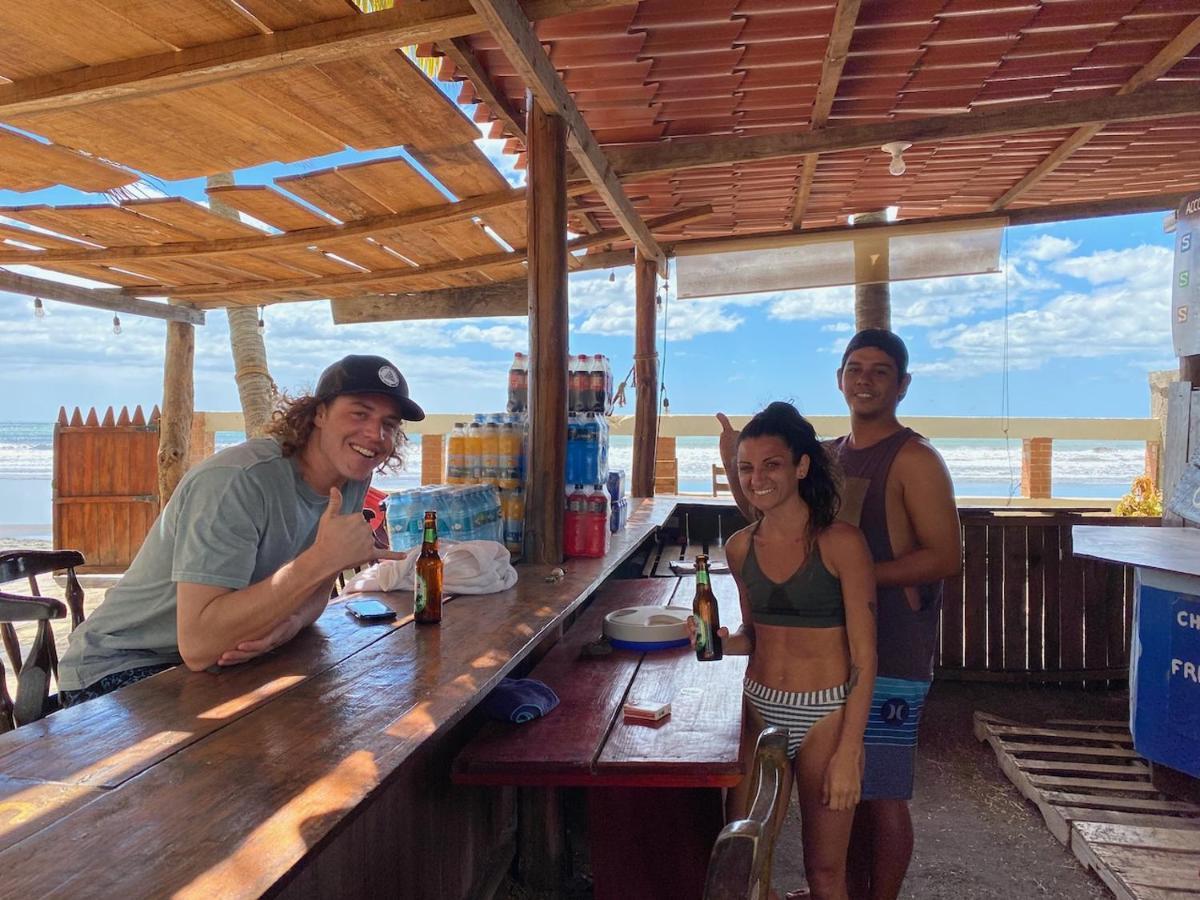 Solid Surf Camp Hostel Nicaragua Transito 외부 사진