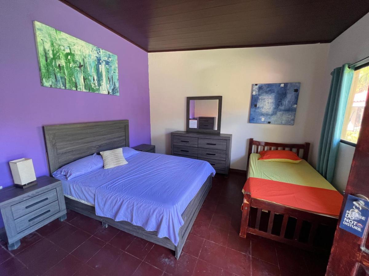 Solid Surf Camp Hostel Nicaragua Transito 외부 사진